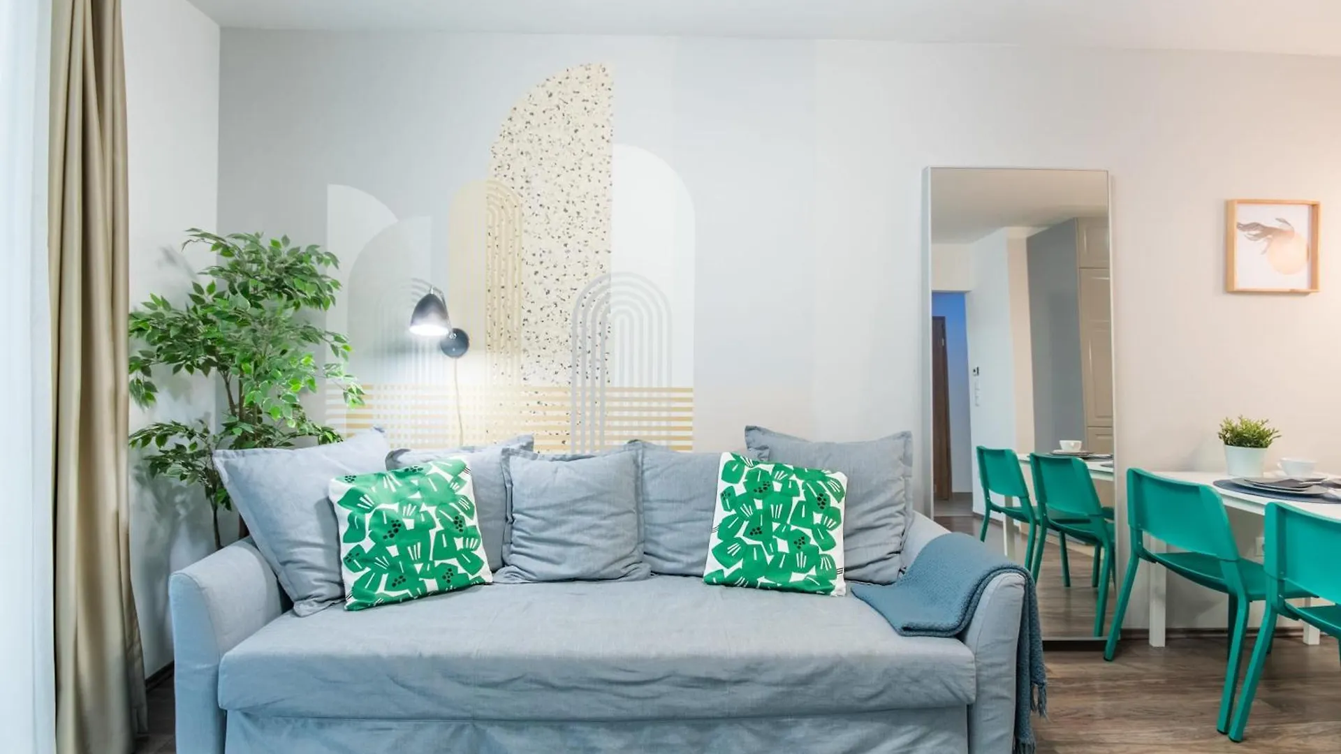 Apartment Very Central - Free Parking - Balcony Budapest Hungary